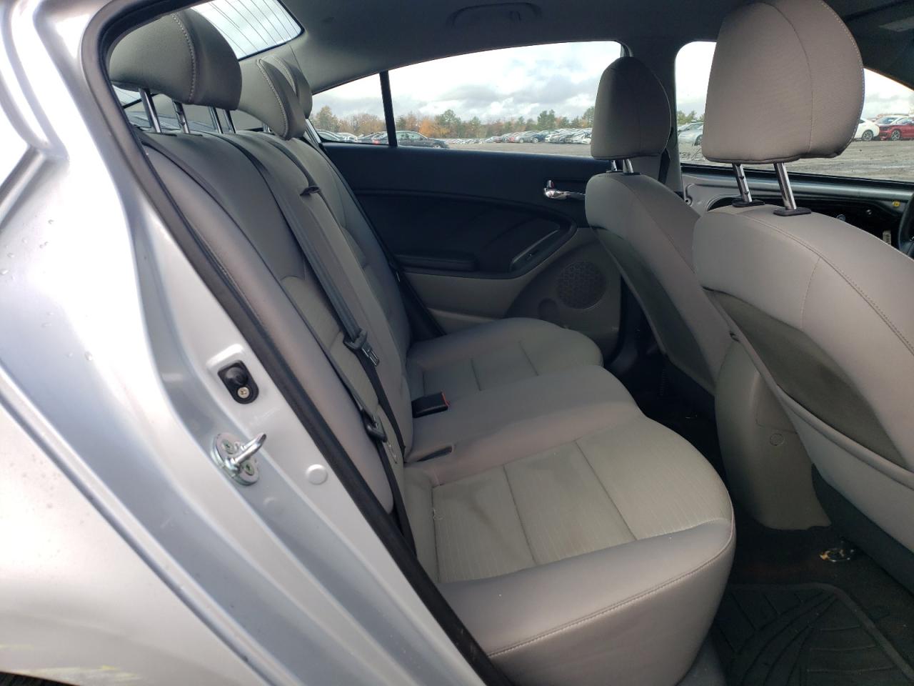 2016 Kia Forte Lx VIN: KNAFX4A61G5498137 Lot: 82766975