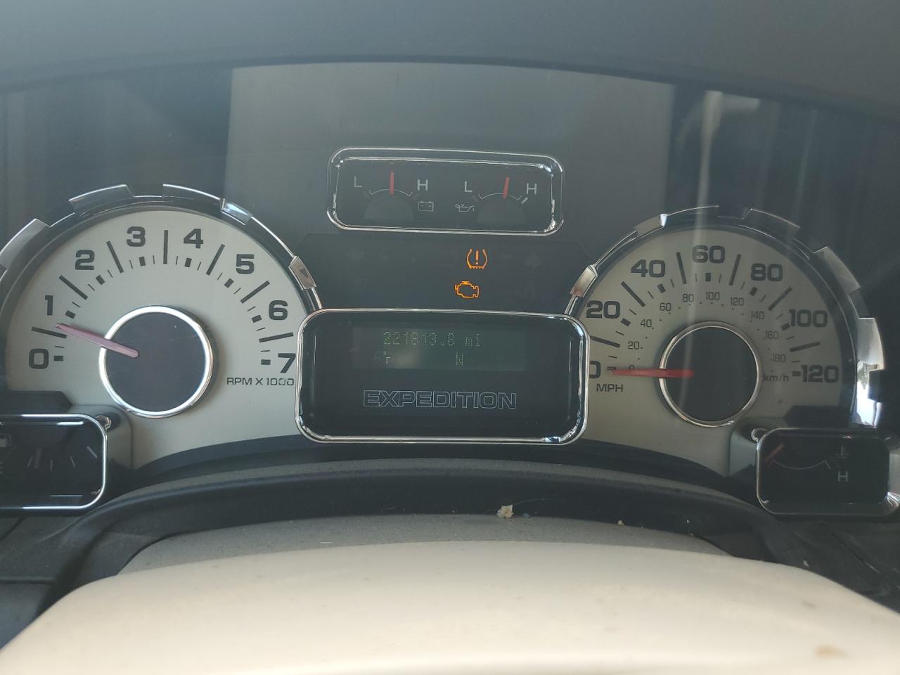 2009 Ford Expedition Xlt VIN: 1FMFU16549EB20242 Lot: 81971765