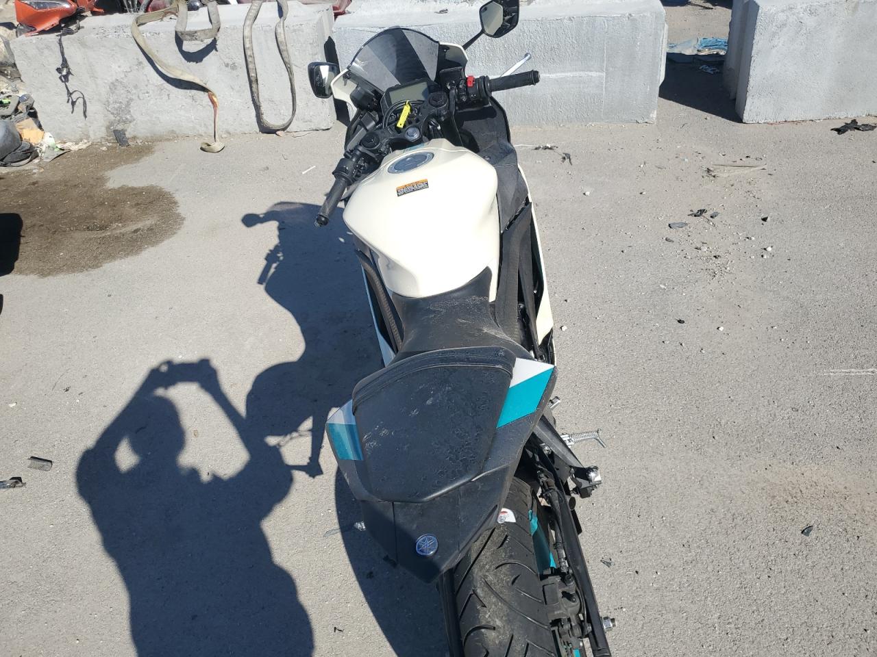 2024 Yamaha Yzfr3 A VIN: MH3RH18Y5RK014060 Lot: 85123015