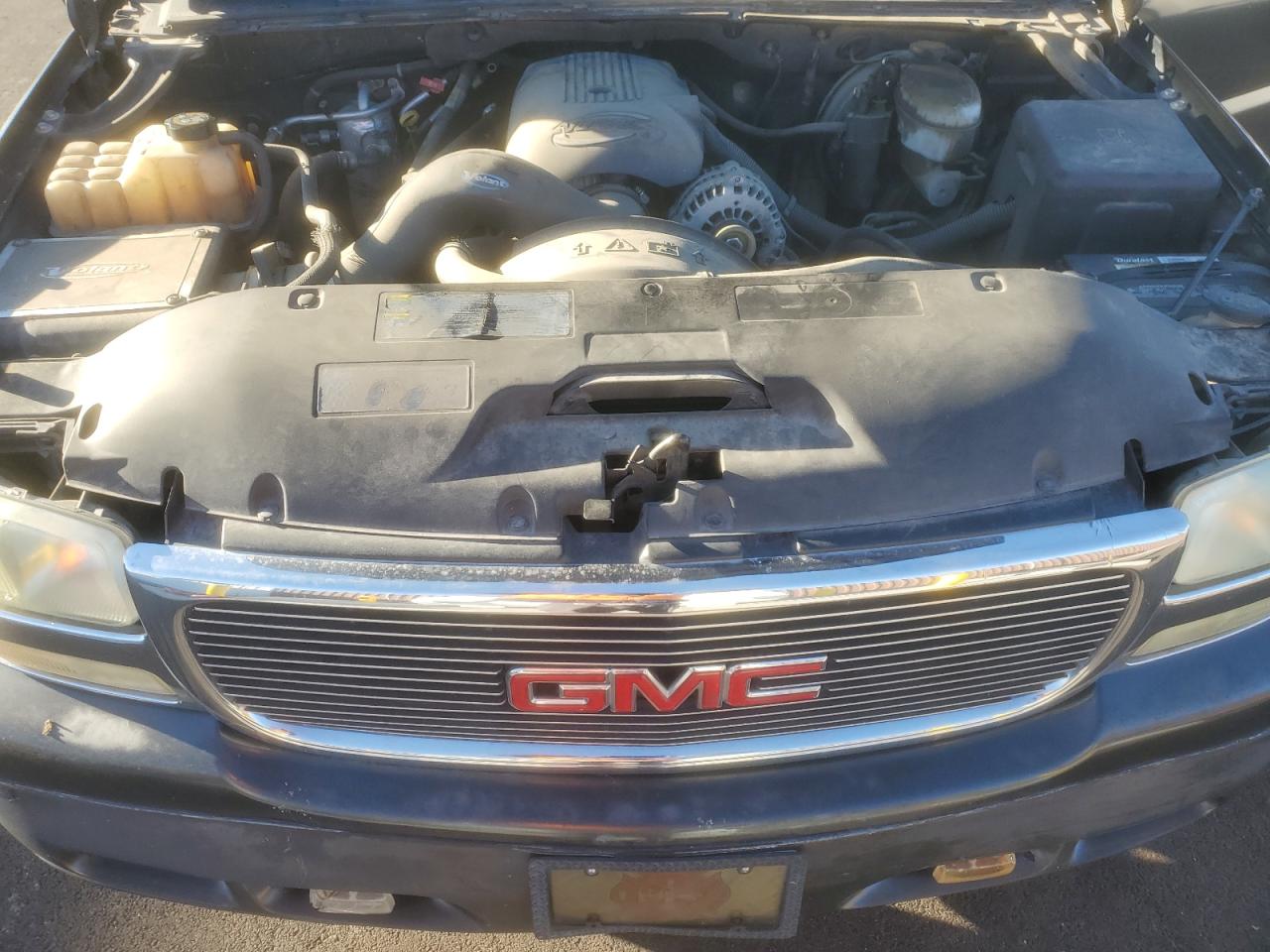 2003 GMC Yukon VIN: 1GKEC13Z73R127636 Lot: 86899635