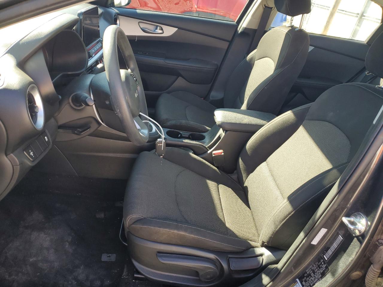 2024 Kia Forte Lx VIN: 3KPF24AD8RE772828 Lot: 82587095