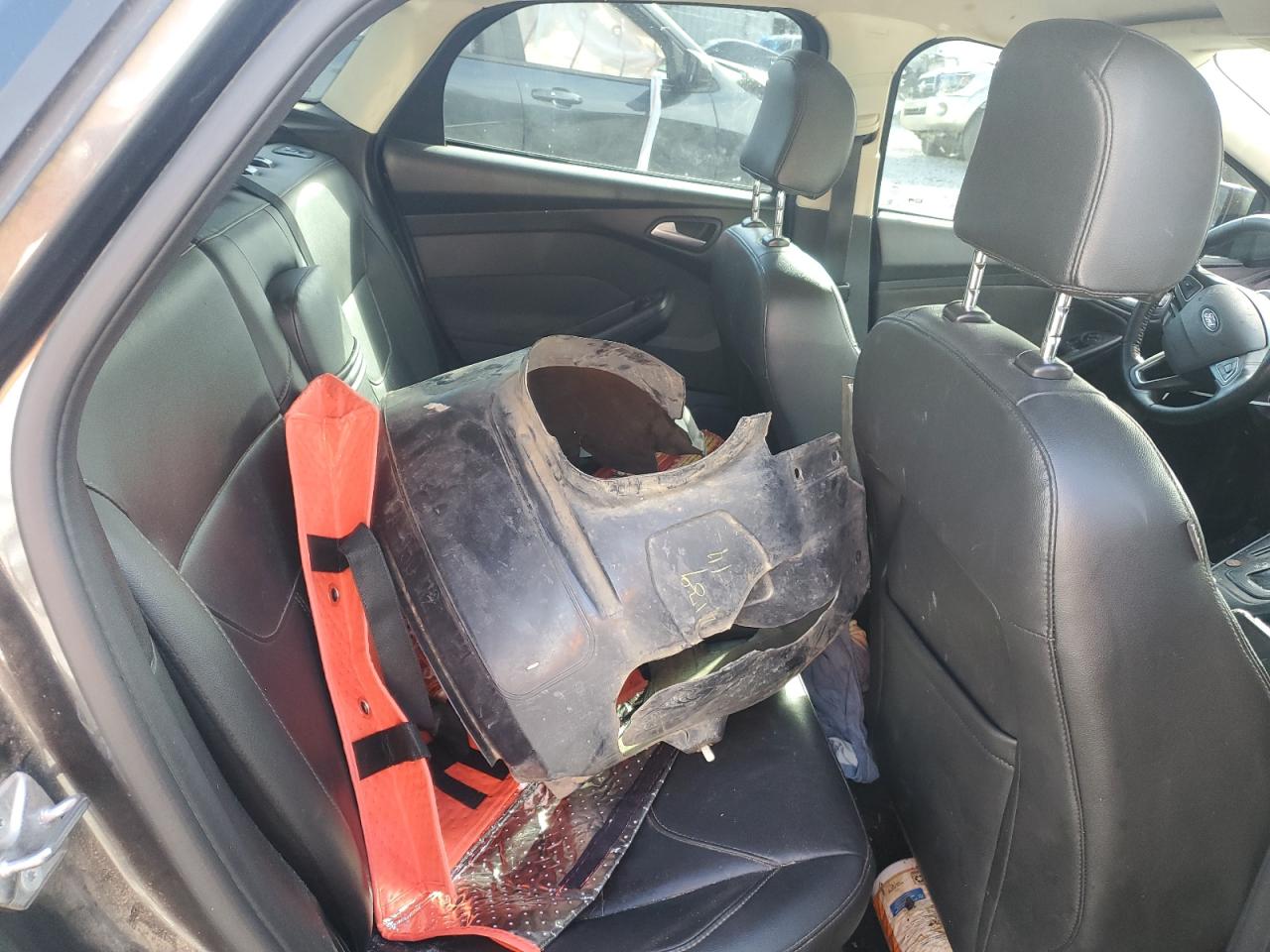 2016 Ford Focus Se VIN: 1FADP3K2XGL393680 Lot: 96474125