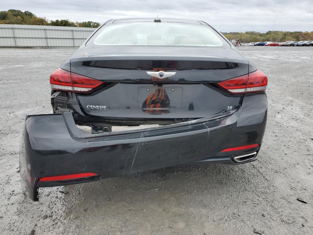 2015 Hyundai Genesis 3.8L VIN: KMHGN4JE8FU075088 Lot: 90145535