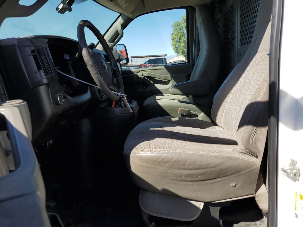 2016 Chevrolet Express G2500 VIN: 1GCWGAFF2G1166774 Lot: 85695385