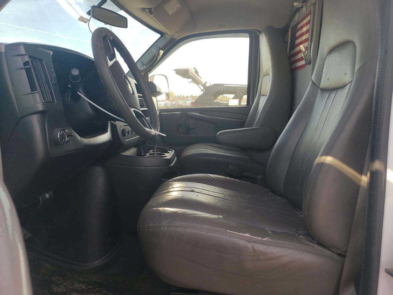 2014 Chevrolet Express G1500 VIN: 1GCSGAFXXE1110098 Lot: 81989655