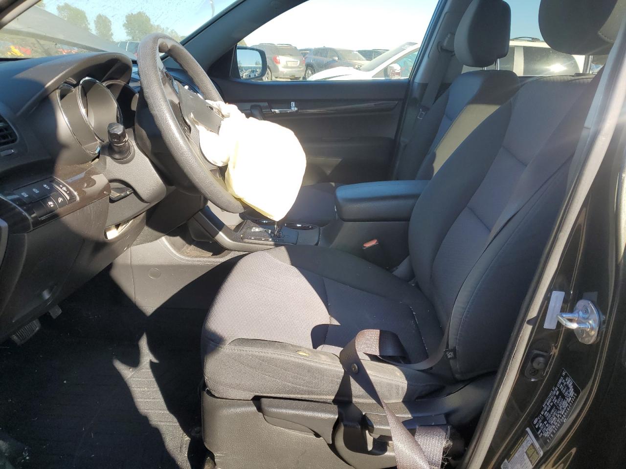 2012 Kia Sorento Base VIN: 5XYKT3A66CG203025 Lot: 82398755
