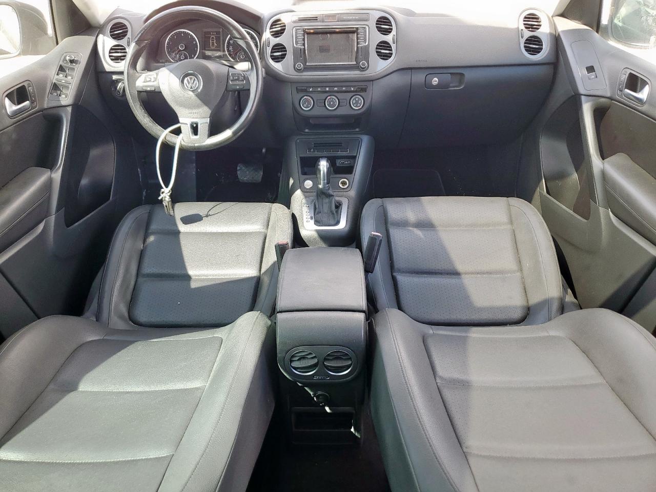 2016 Volkswagen Tiguan S VIN: WVGAV7AX8GW515695 Lot: 85362125