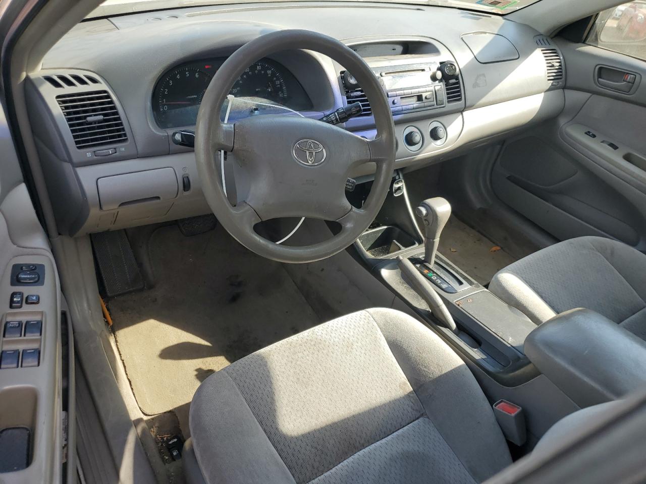 2003 Toyota Camry Le VIN: 4T1BE32K03U743292 Lot: 85477115