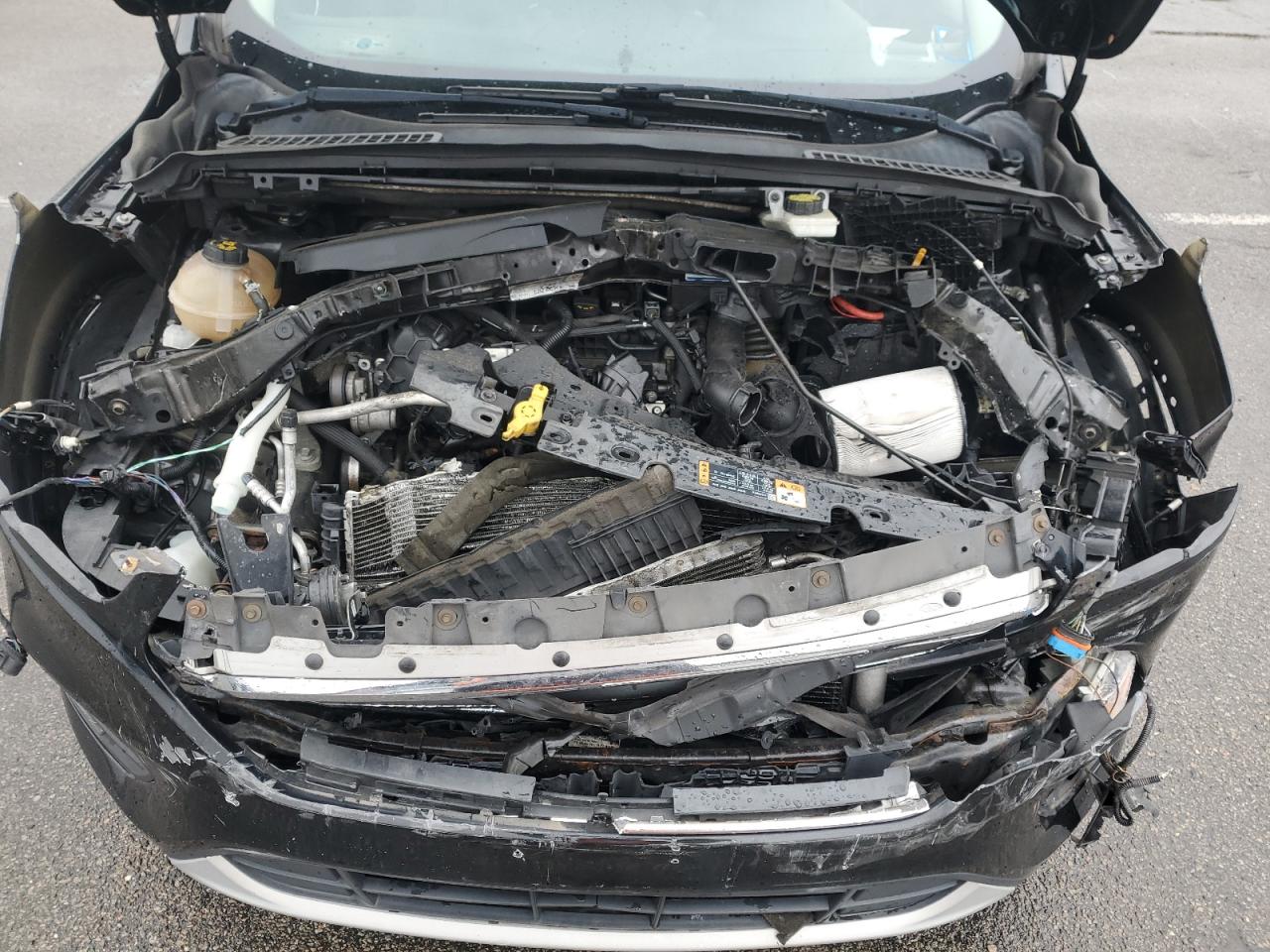 2017 Ford Escape Se VIN: 1FMCU9G91HUC03165 Lot: 82425665