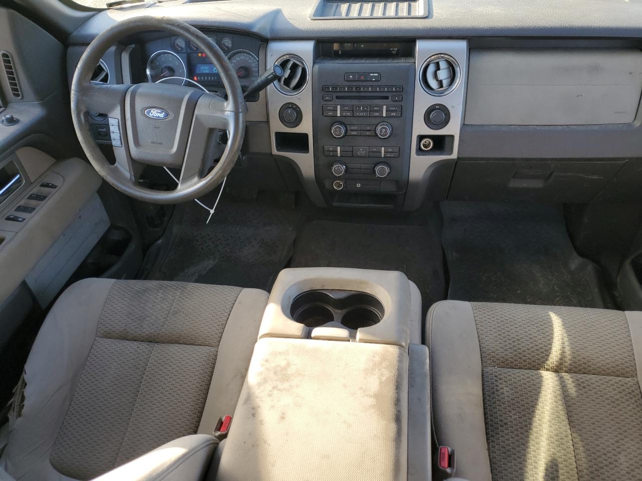 2010 Ford F150 Super Cab VIN: 1FTEX1E89AFD52417 Lot: 82564375