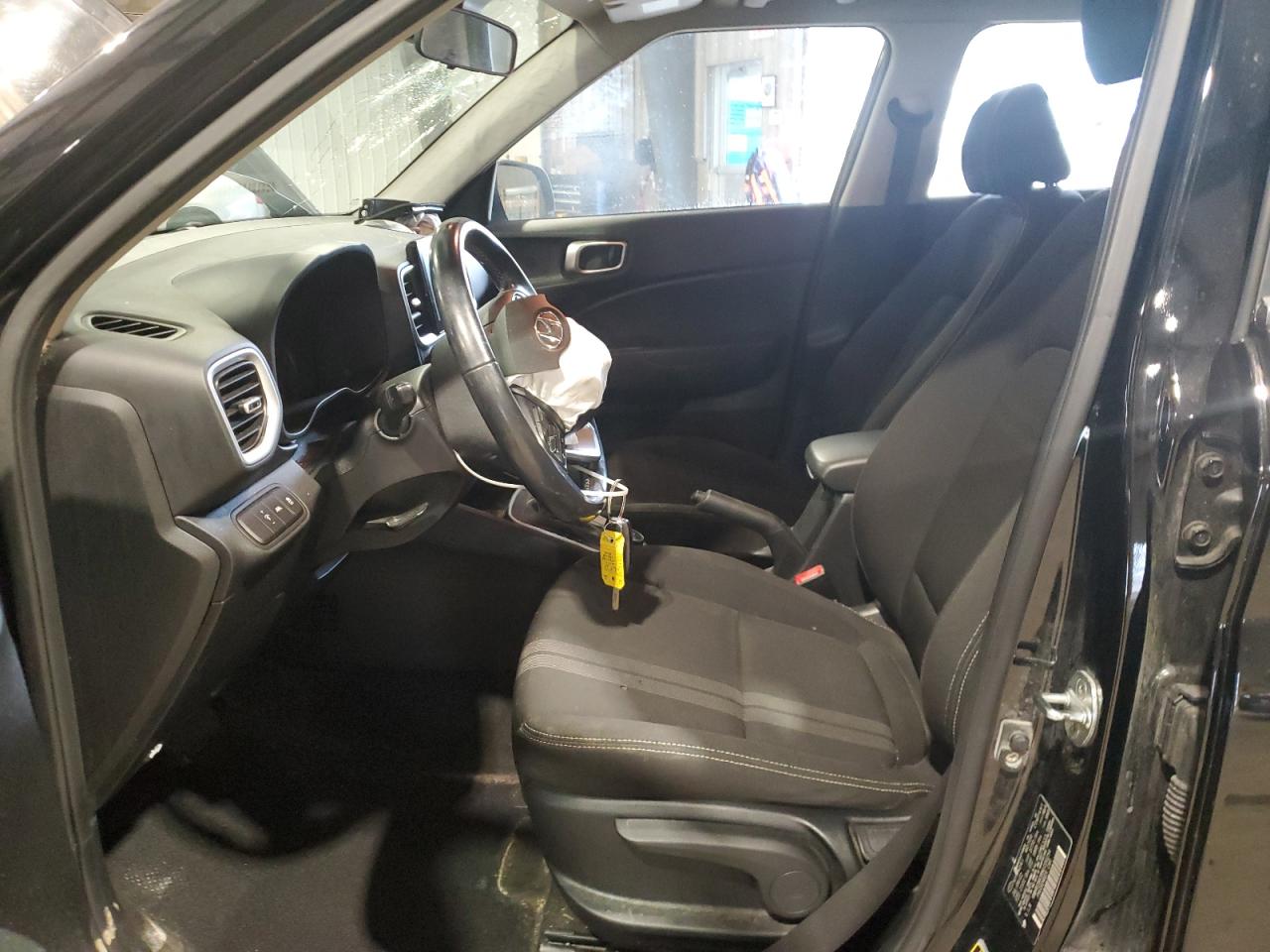 2022 Hyundai Venue Sel VIN: KMHRC8A38NU200254 Lot: 82704165