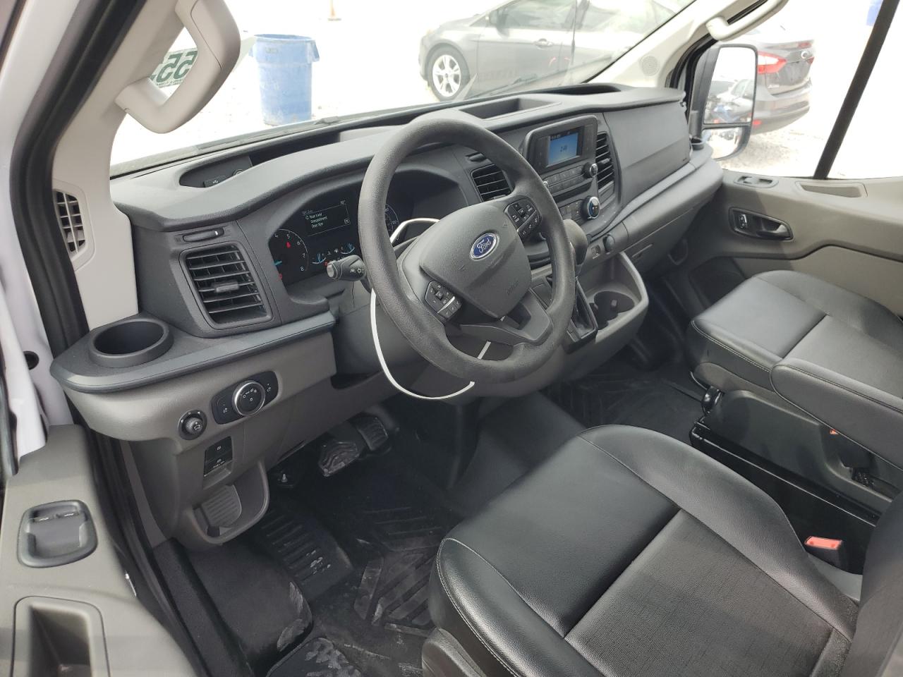 2024 Ford Transit T-250 VIN: 1FTBR1Y88RKB57274 Lot: 82553665