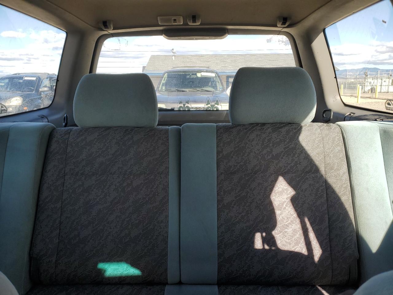 2000 Subaru Forester L VIN: JF1SF6359YG720715 Lot: 90140615