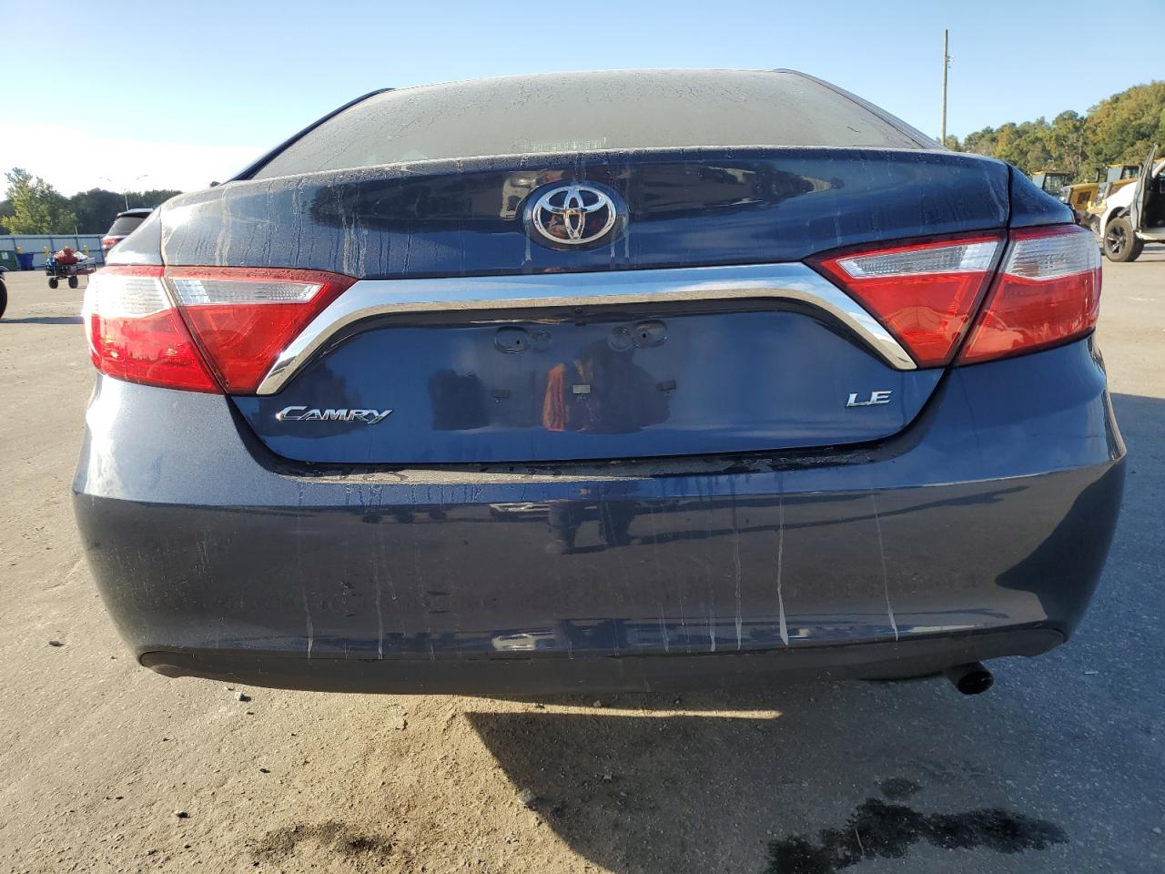 2015 Toyota Camry Le VIN: 4T1BF1FK0FU874397 Lot: 81991425