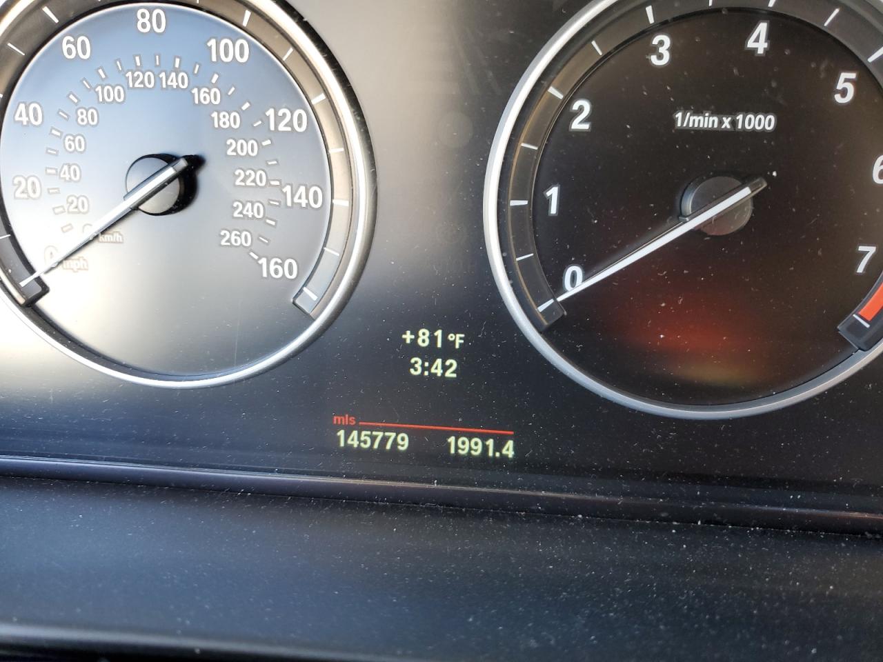 2012 BMW 528 Xi VIN: WBAXH5C56CDW02102 Lot: 85318125