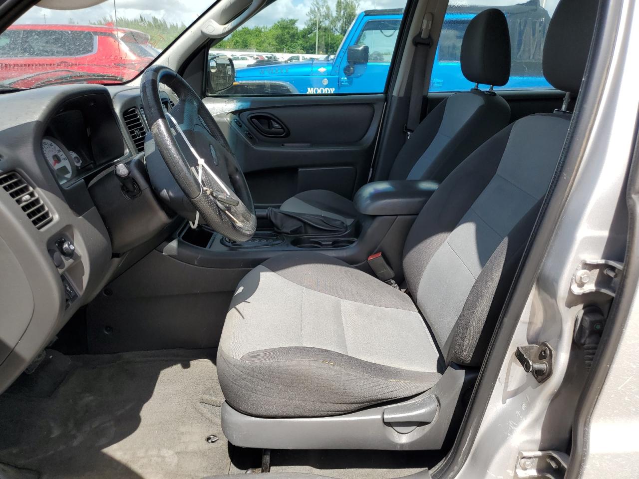 2007 Ford Escape Xls VIN: 1FMYU02Z87KB36115 Lot: 85310155