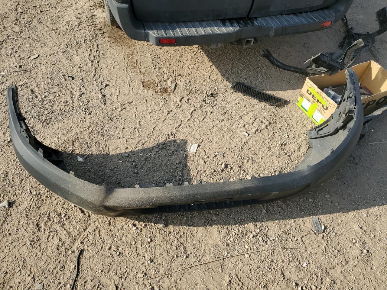 2016 Ford Transit Cargo Van T- VIN: 1FTYR1ZMXGKA67319 Lot: 86132175