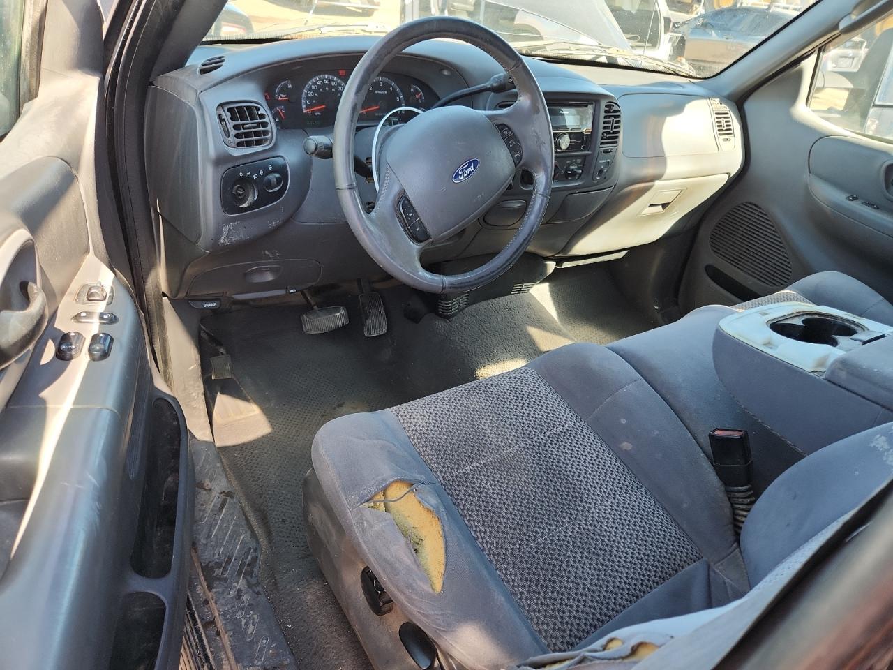 2003 Ford F150 VIN: 2FTRX18L23CA94323 Lot: 90058315