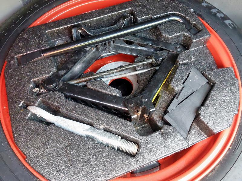 2010 JAGUAR XF 3.0 V6 PREMIUM LUXURY 4DR AUTO