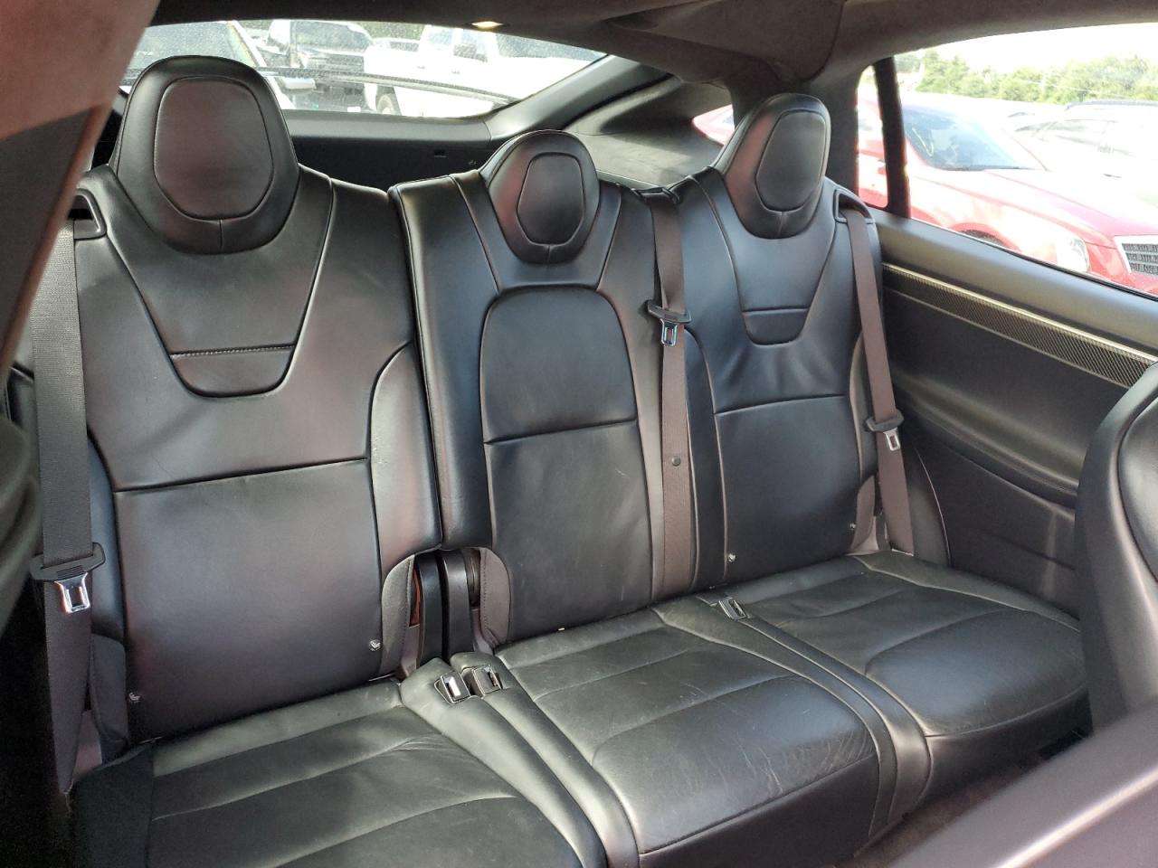 2017 Tesla Model X VIN: 5YJXCDE2XHF054443 Lot: 82227365