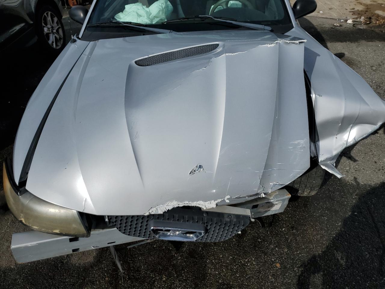 2002 Ford Mustang VIN: 1FAFP40472F205689 Lot: 85596065