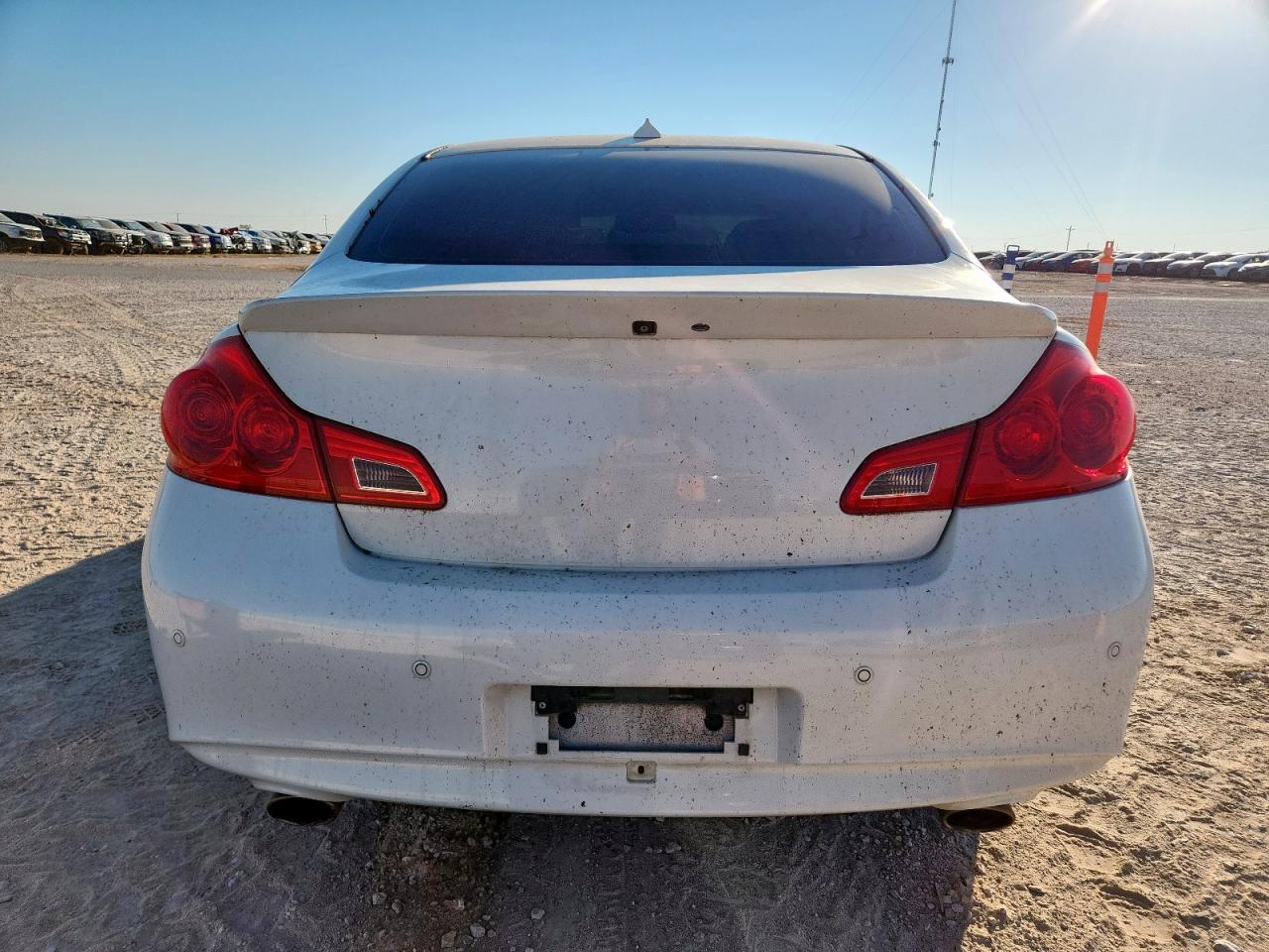2011 Infiniti G37 Base VIN: JN1CV6AP3BM303608 Lot: 85478895