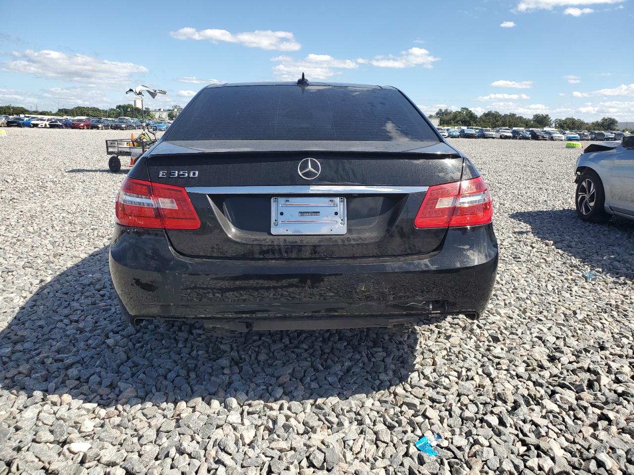 2011 Mercedes-Benz E 350 VIN: WDDHF5GB5BA293046 Lot: 89925315