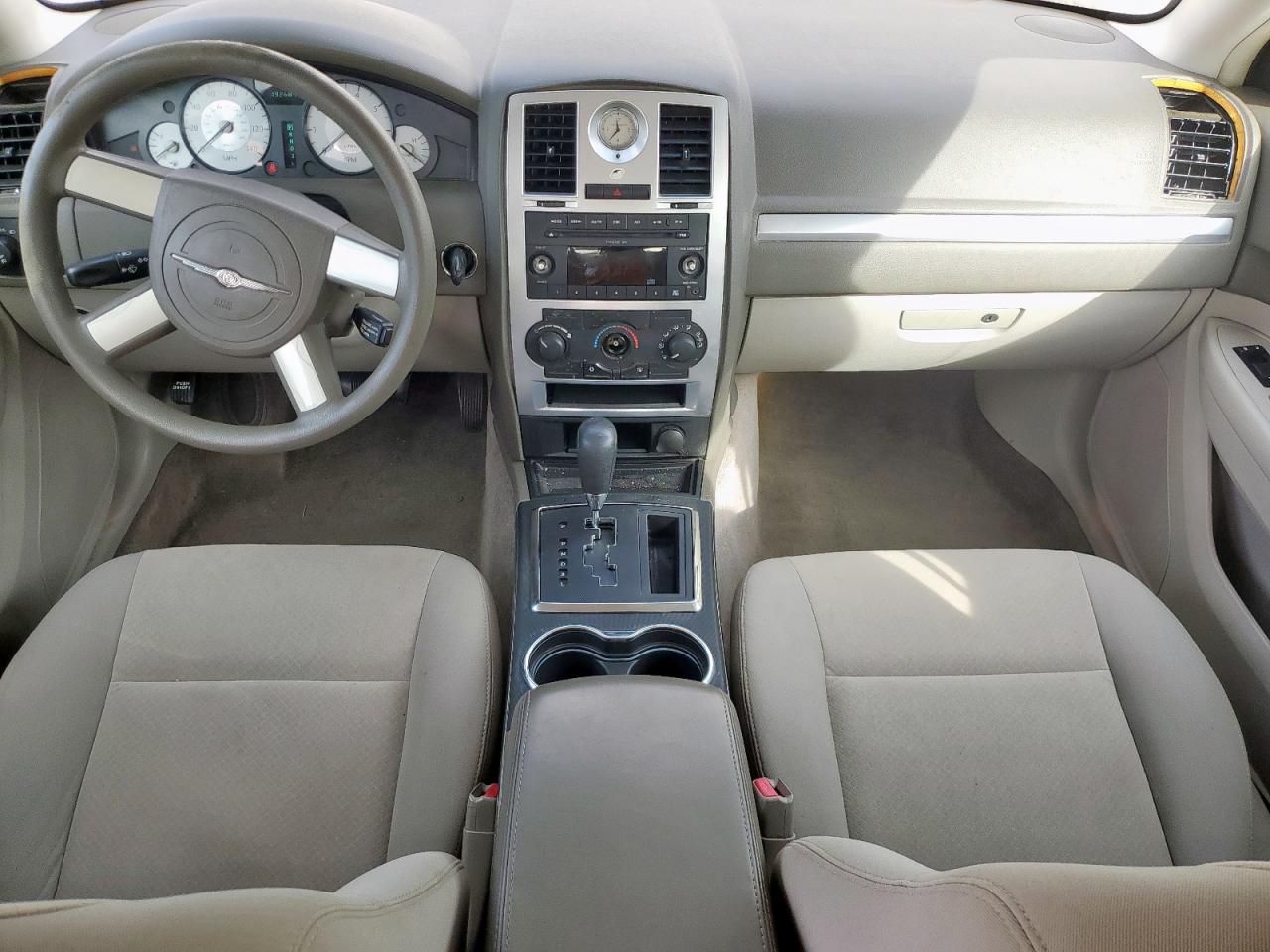 2010 Chrysler 300 Touring VIN: 2C3CA4CD6AH209695 Lot: 82291215