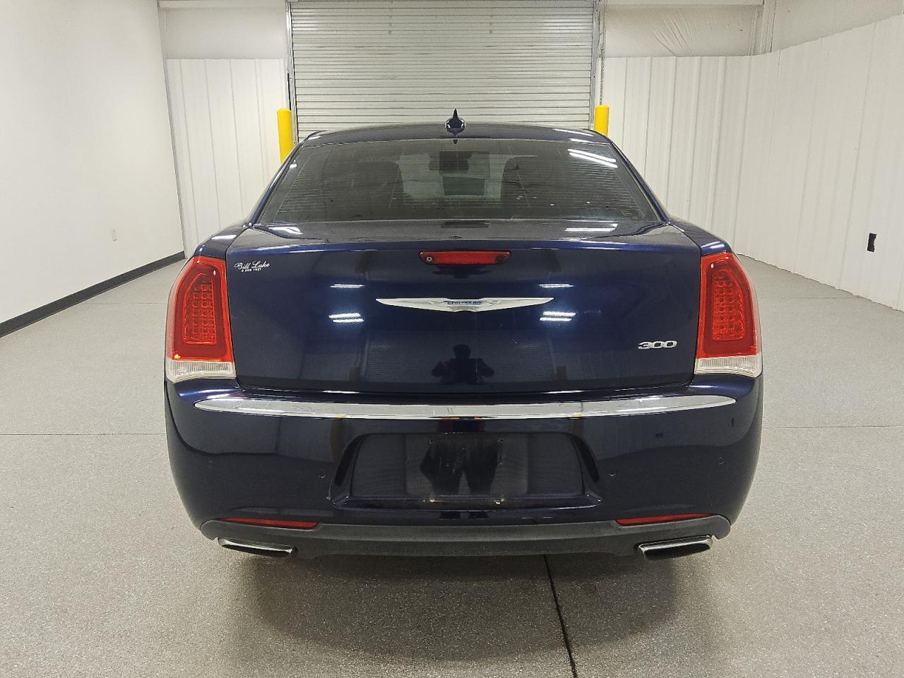 2015 Chrysler 300 Limited VIN: 2C3CCAAG8FH743696 Lot: 84967885