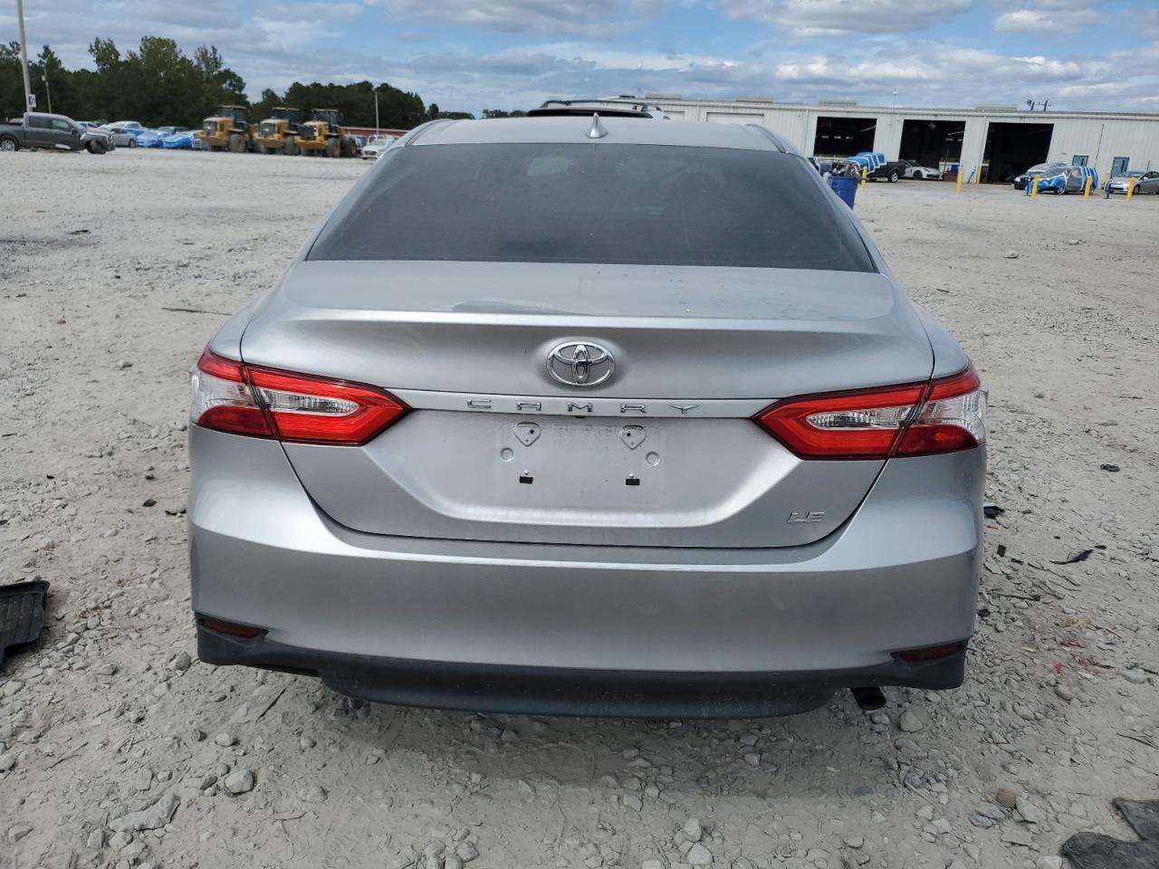 2020 Toyota Camry Le VIN: 4T1C11AK4LU895193 Lot: 85130525