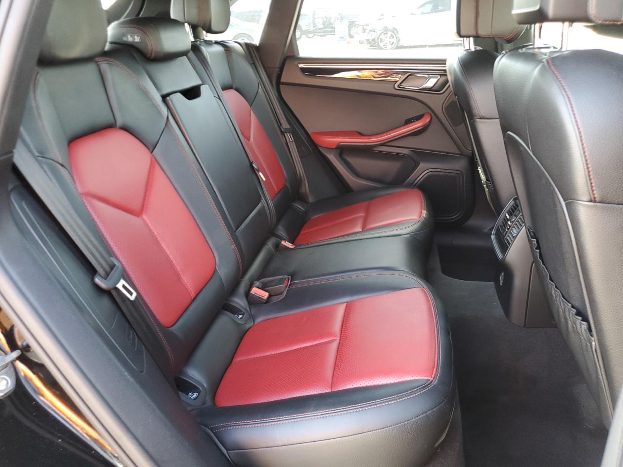 2018 Porsche Macan VIN: WP1AA2A52JLB06259 Lot: 85150185