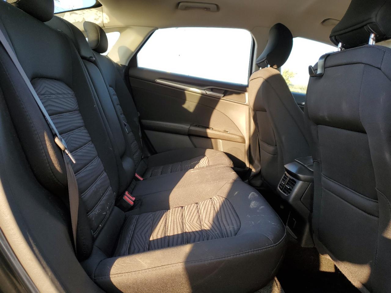 2016 Ford Fusion Se VIN: 1FA6P0HD1G5125637 Lot: 82420015