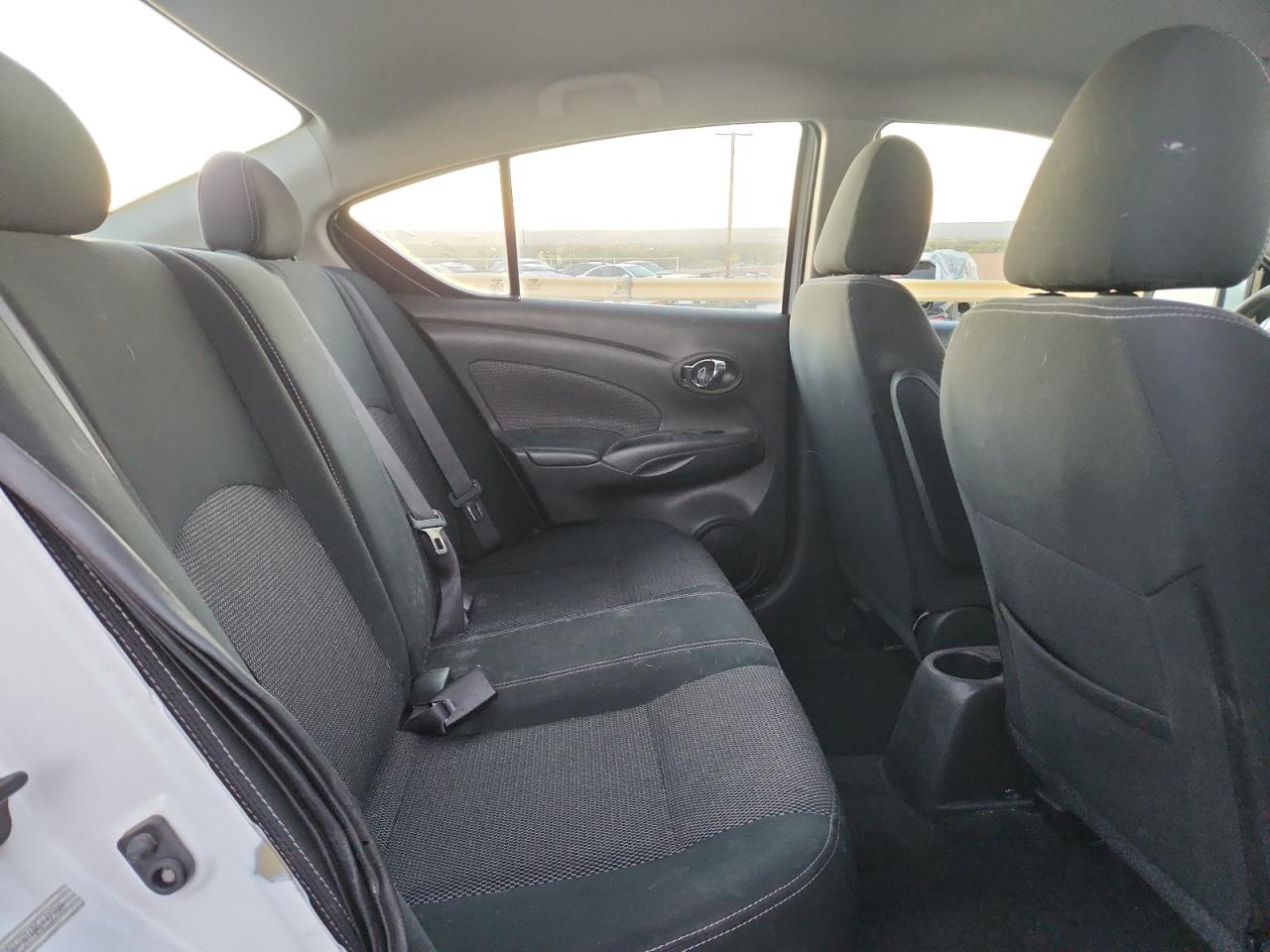 2018 Nissan Versa S VIN: 3N1CN7AP0JL823649 Lot: 90394275