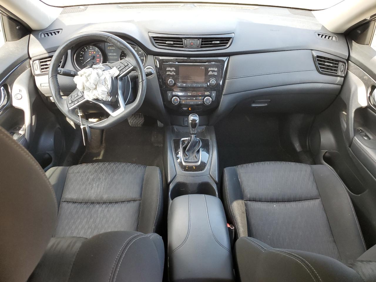 2017 Nissan Rogue S VIN: KNMAT2MV4HP600603 Lot: 82260855