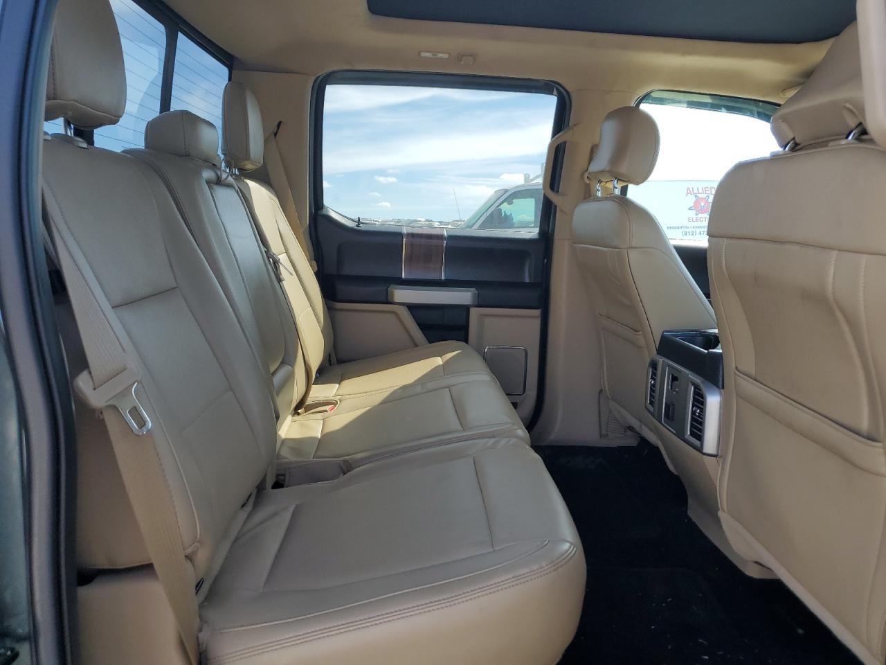 2015 Ford F150 Supercrew VIN: 1FTEW1EFXFKE82111 Lot: 81996895