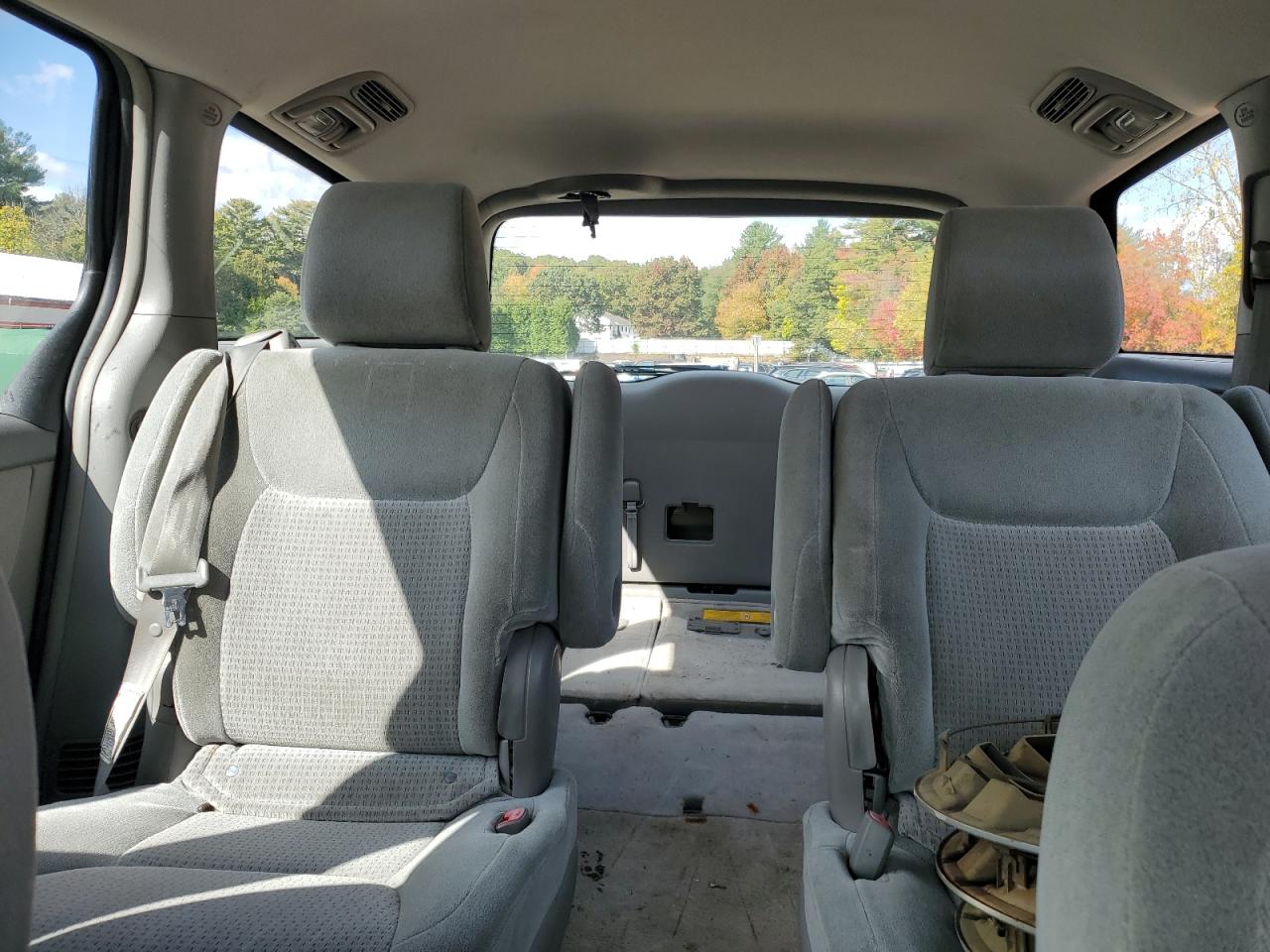 2010 Toyota Sienna Ce VIN: 5TDKK4CC2AS305336 Lot: 86893375