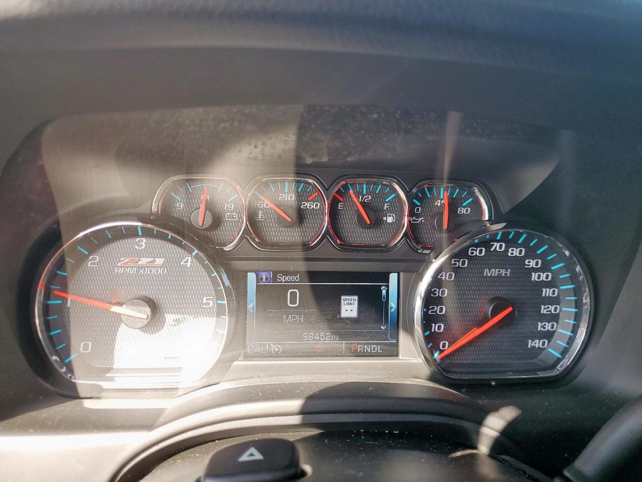 2020 Chevrolet Suburban K1500 Lt VIN: 1GNSKHKC3LR285969 Lot: 84705855