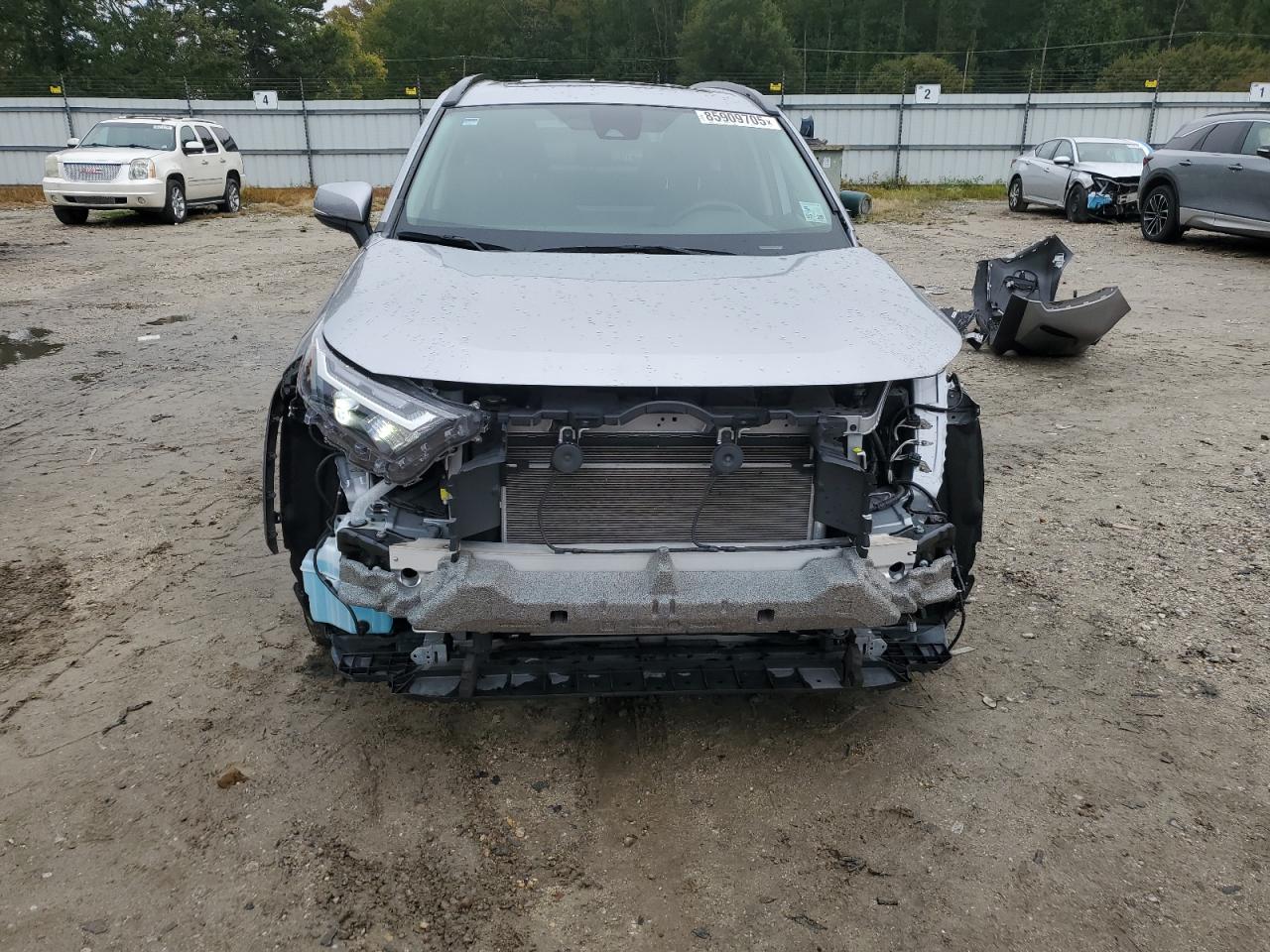 2024 Toyota Rav4 Xle VIN: 2T3W1RFV0RC254283 Lot: 85909705