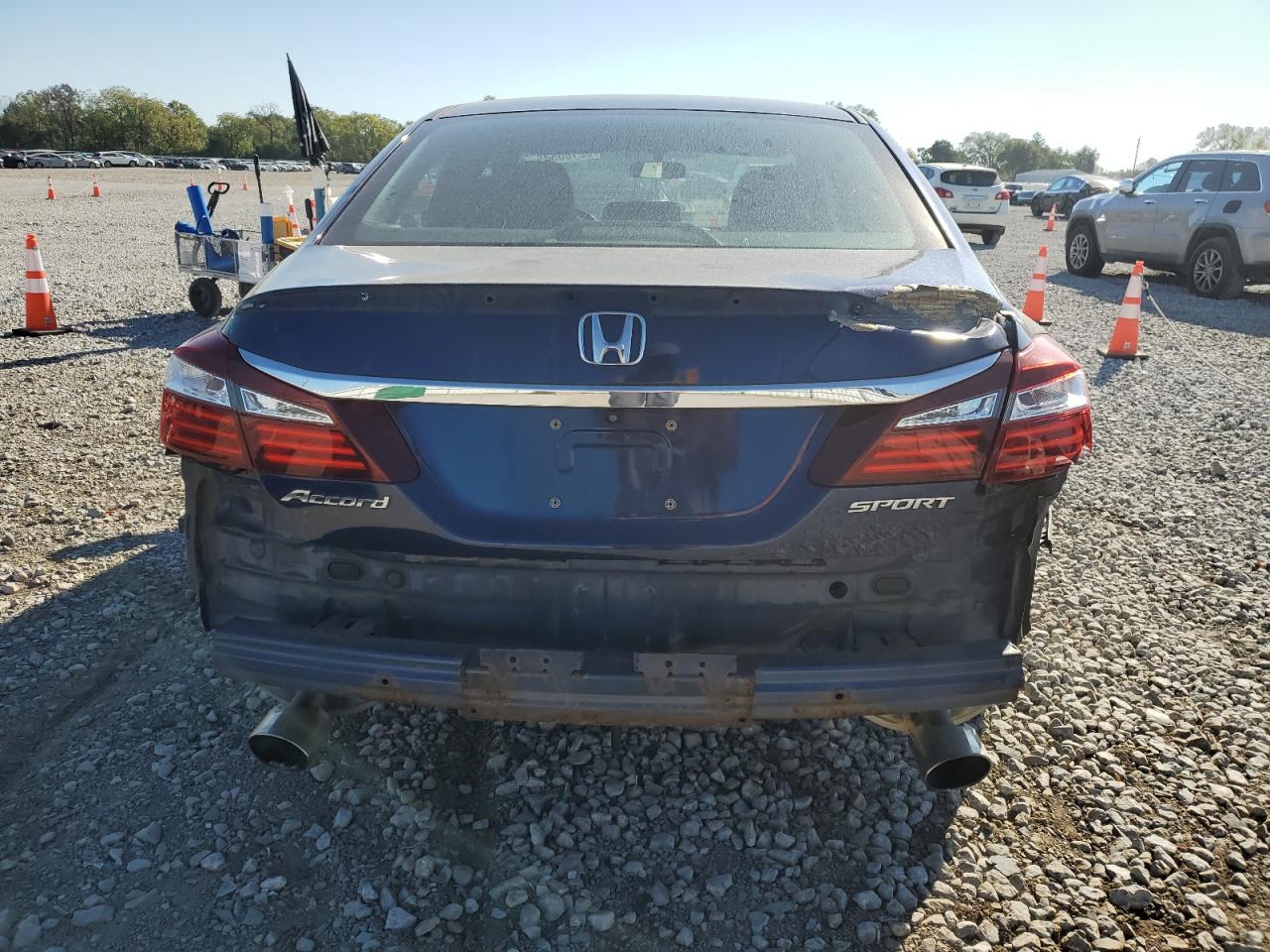 2016 Honda Accord Sport VIN: 1HGCR2F58GA206240 Lot: 82160545