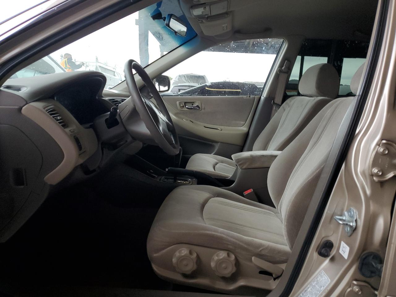 2000 Honda Accord Lx VIN: 1HGCG6655YA020511 Lot: 84967635