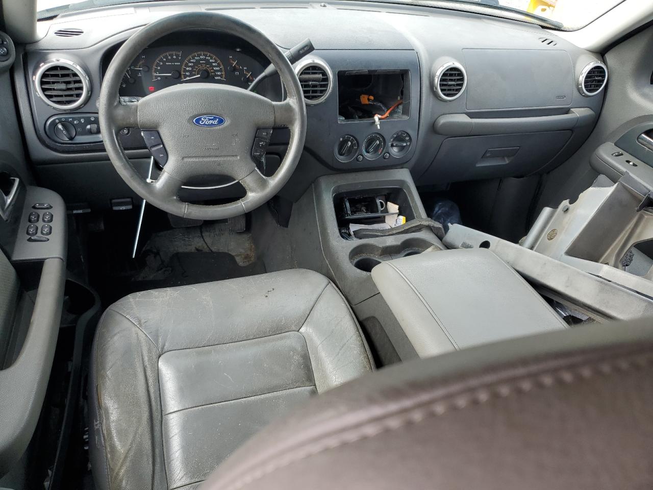 2003 Ford Expedition Xlt VIN: 1FMEU15L63LA43517 Lot: 82334815