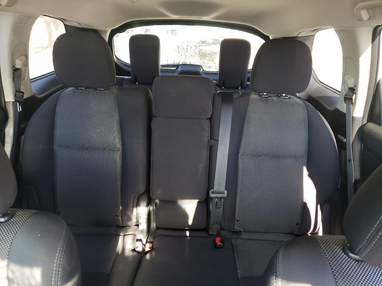 2019 Nissan Pathfinder S VIN: 5N1DR2MM5KC604625 Lot: 85815905