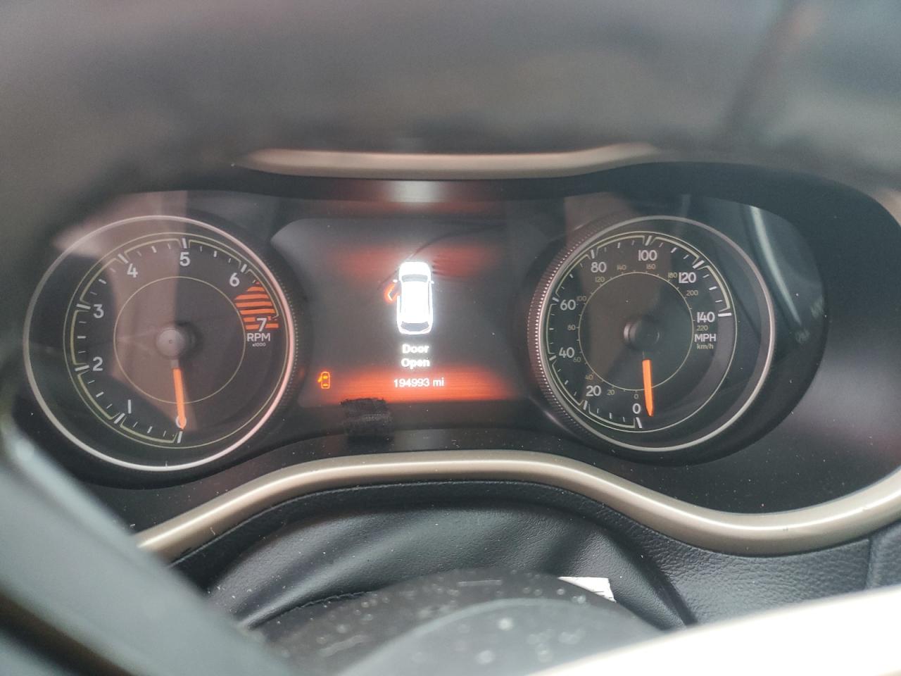 2017 Jeep Cherokee Limited VIN: 1C4PJLDB2HW522212 Lot: 85263625