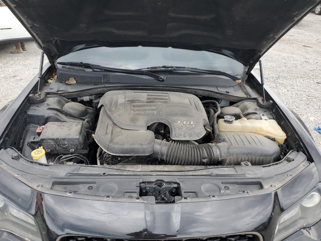 2018 Chrysler 300 S VIN: 2C3CCABG0JH304192 Lot: 85346805