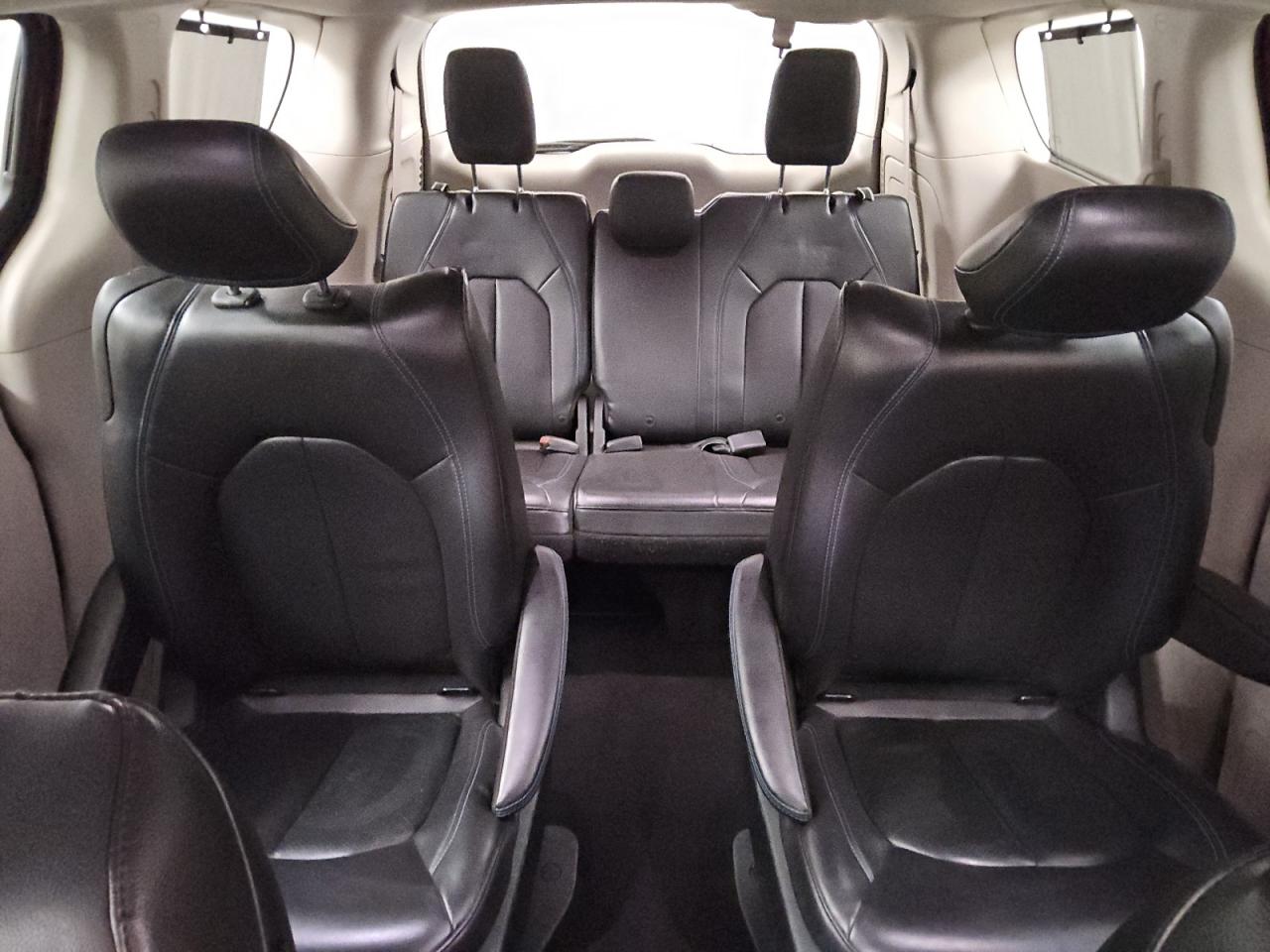 2021 Chrysler Pacifica Hybrid Touring L VIN: 2C4RC1L76MR599558 Lot: 87433135