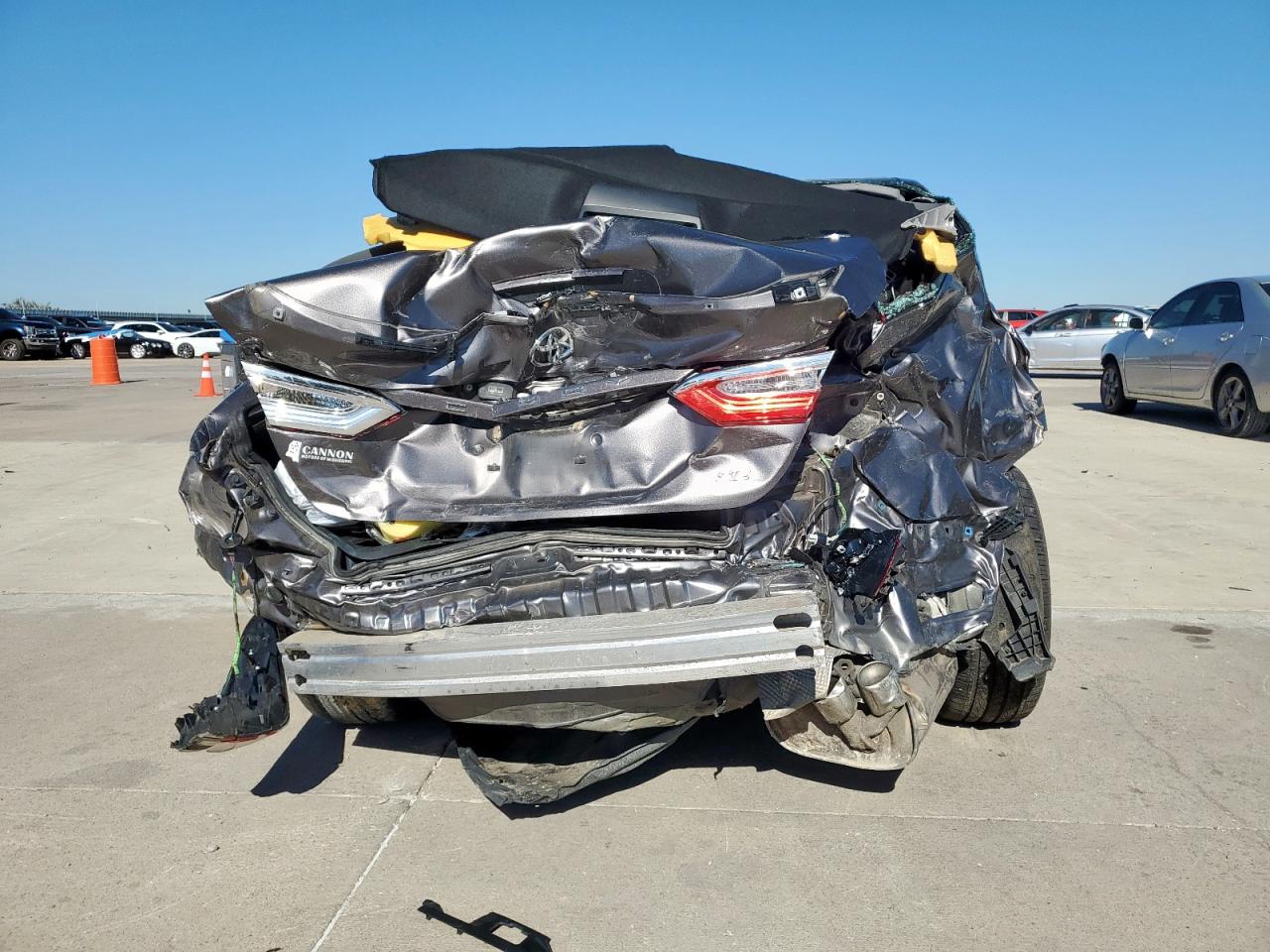 2020 Toyota Camry Se VIN: 4T1G11AK9LU927511 Lot: 90863245