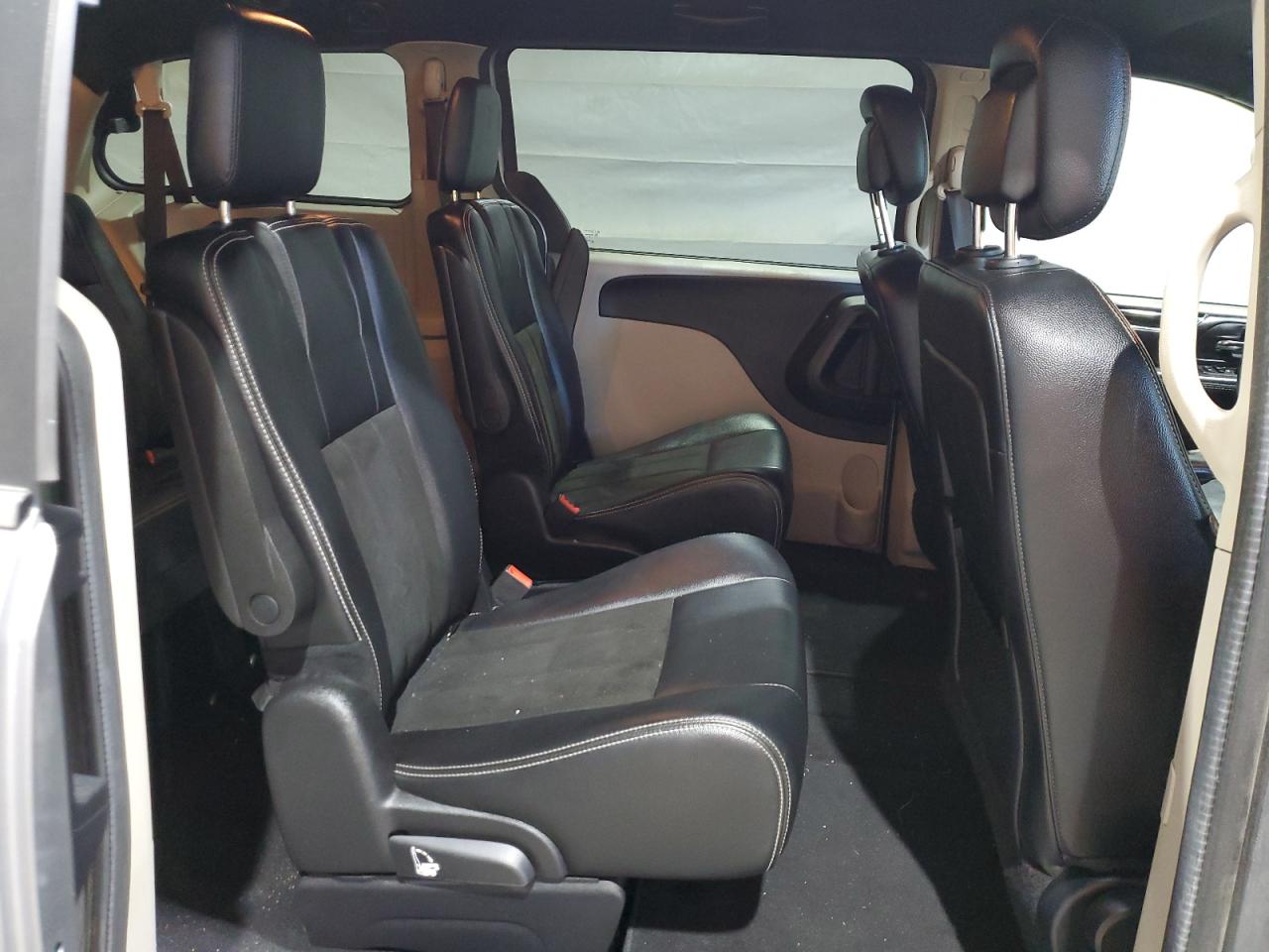 2019 Dodge Grand Caravan Sxt VIN: 2C4RDGCG8KR659885 Lot: 84951215