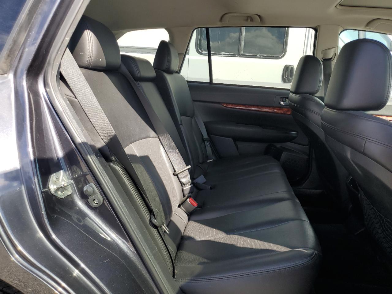 2012 Subaru Outback 2.5I Limited VIN: 4S4BRBKC2C3204931 Lot: 86133295