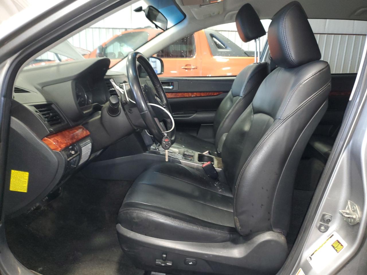 2011 Subaru Outback 2.5I Limited VIN: 4S4BRBJC4B3413216 Lot: 85117585