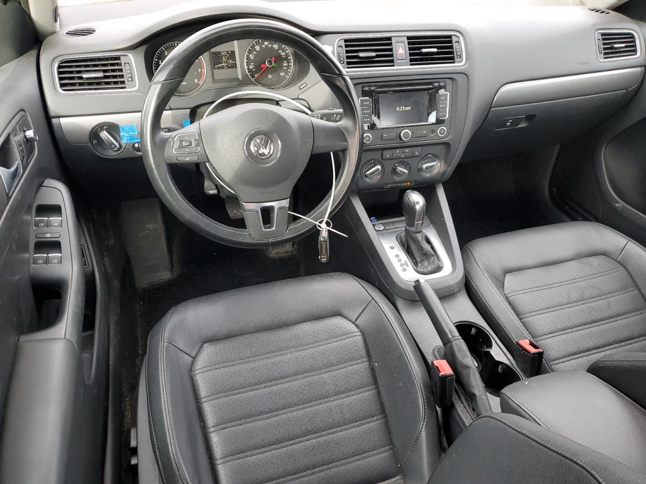 2014 Volkswagen Jetta Sel VIN: 3VWL17AJ7EM428398 Lot: 85175865